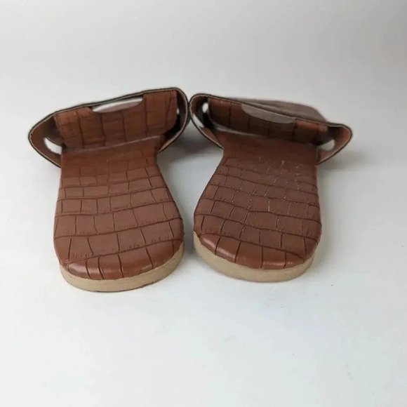 Summer Slip On Flats - 39 (8.5) - Picture 3 of 5